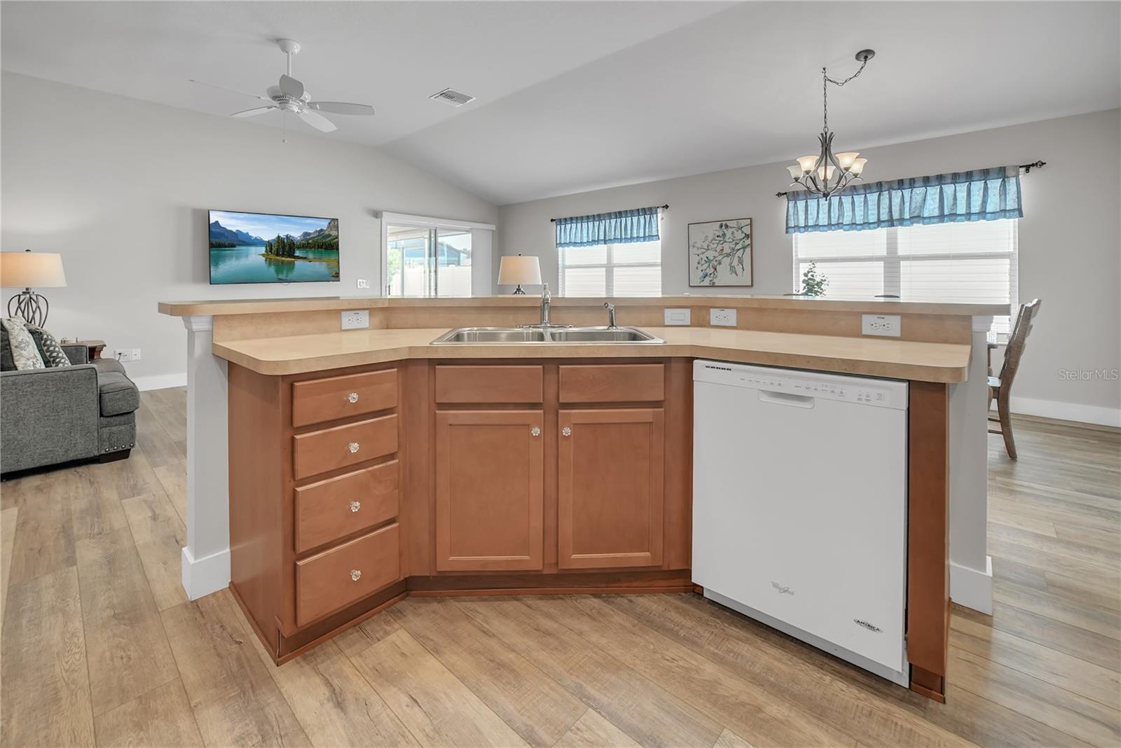 VILLAGES OF SUMTER PERRY VILLAS - Residential