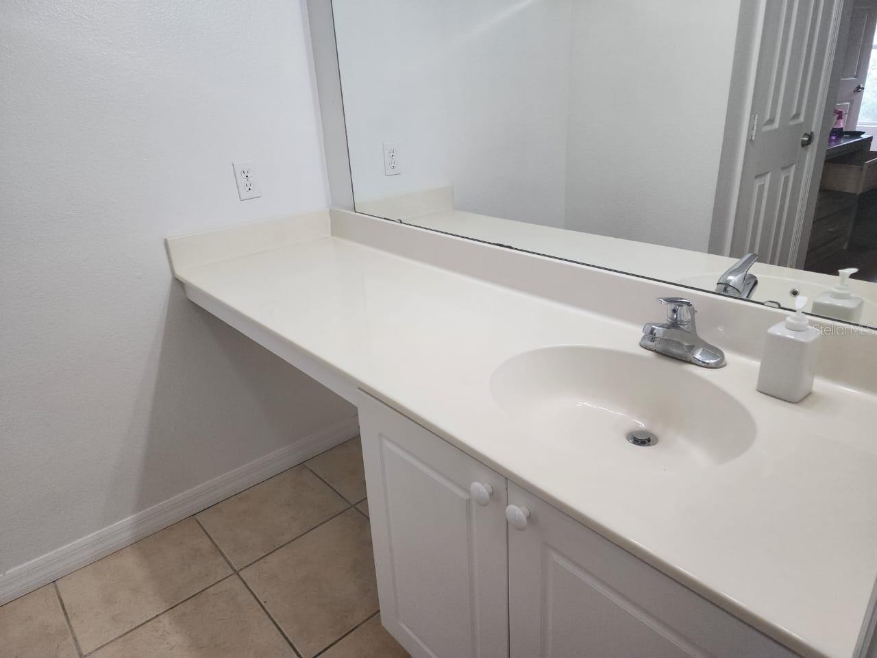 CLUB CORTILE PH 07 A CONDO - Residential Lease