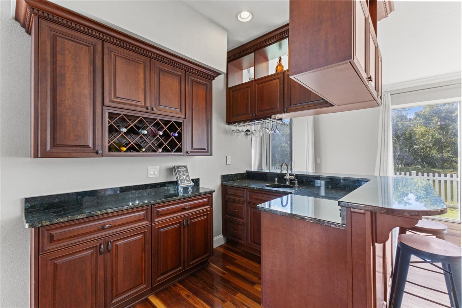 NORTHWOOD - Residential Lease