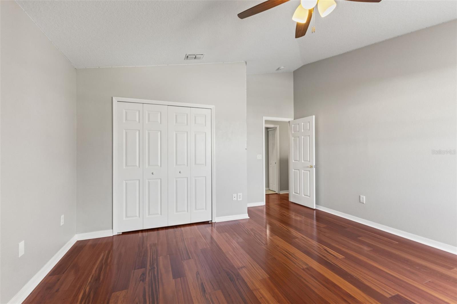 NORTHWOOD - Residential Lease