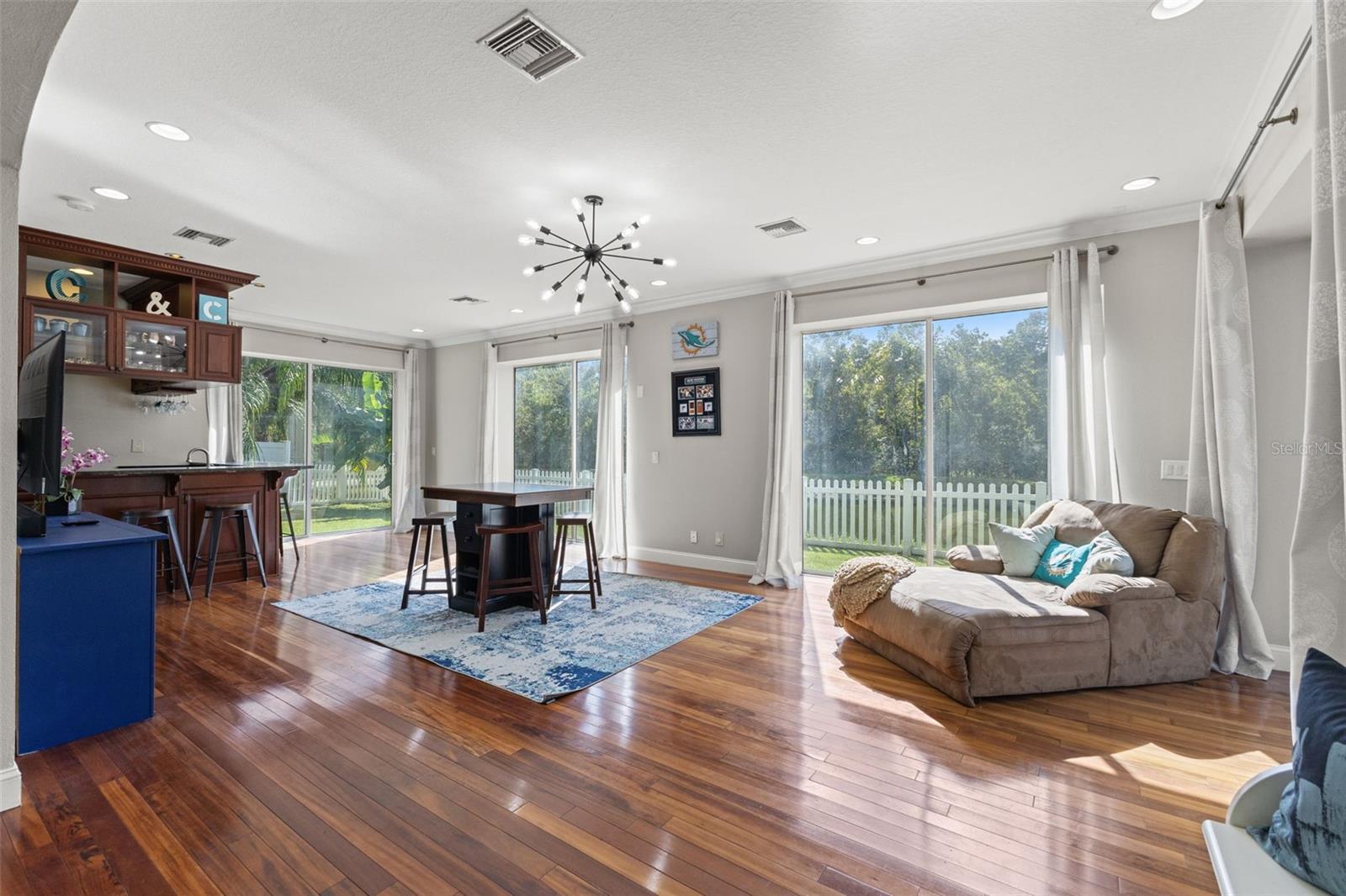 NORTHWOOD - Residential Lease