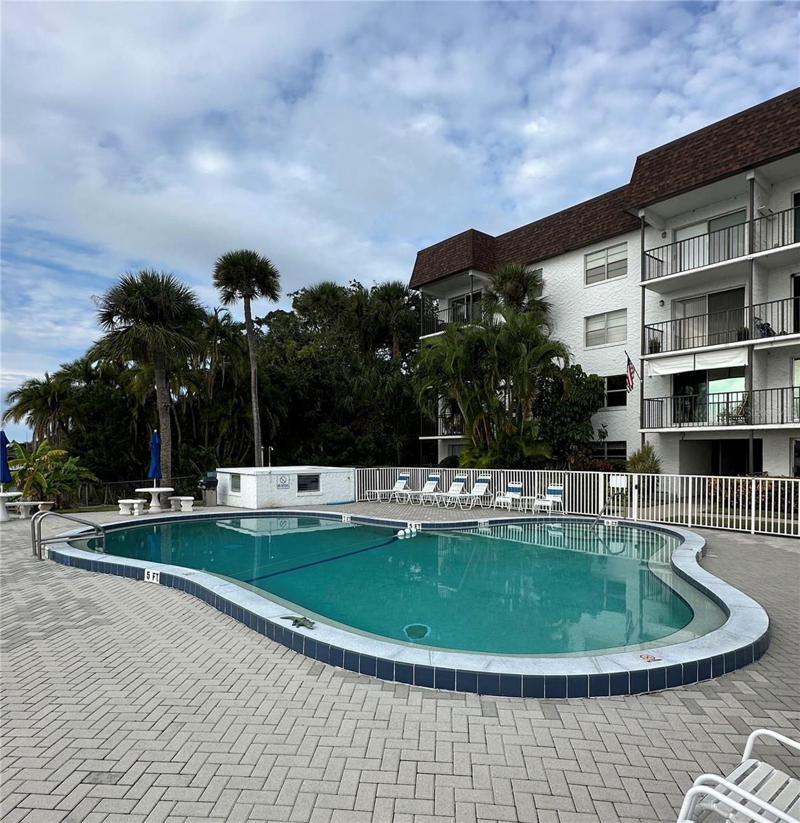 HALIFAX RIVER CLUB CONDO - Residential