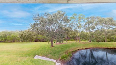 A home in SEMINOLE