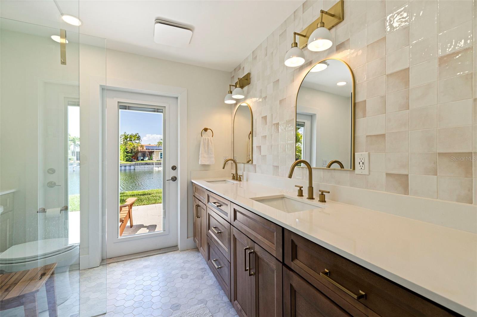 VENETIAN ISLES - Residential