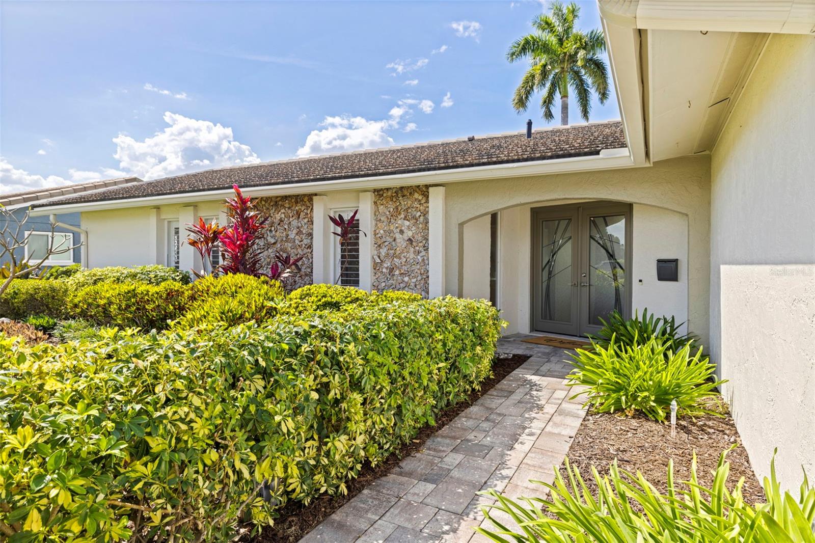 VENETIAN ISLES - Residential