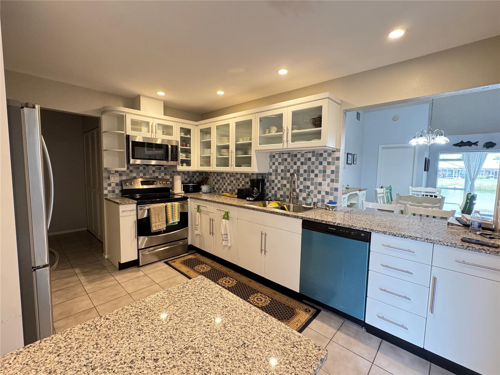 CRESTWOOD VILLAS - Residential