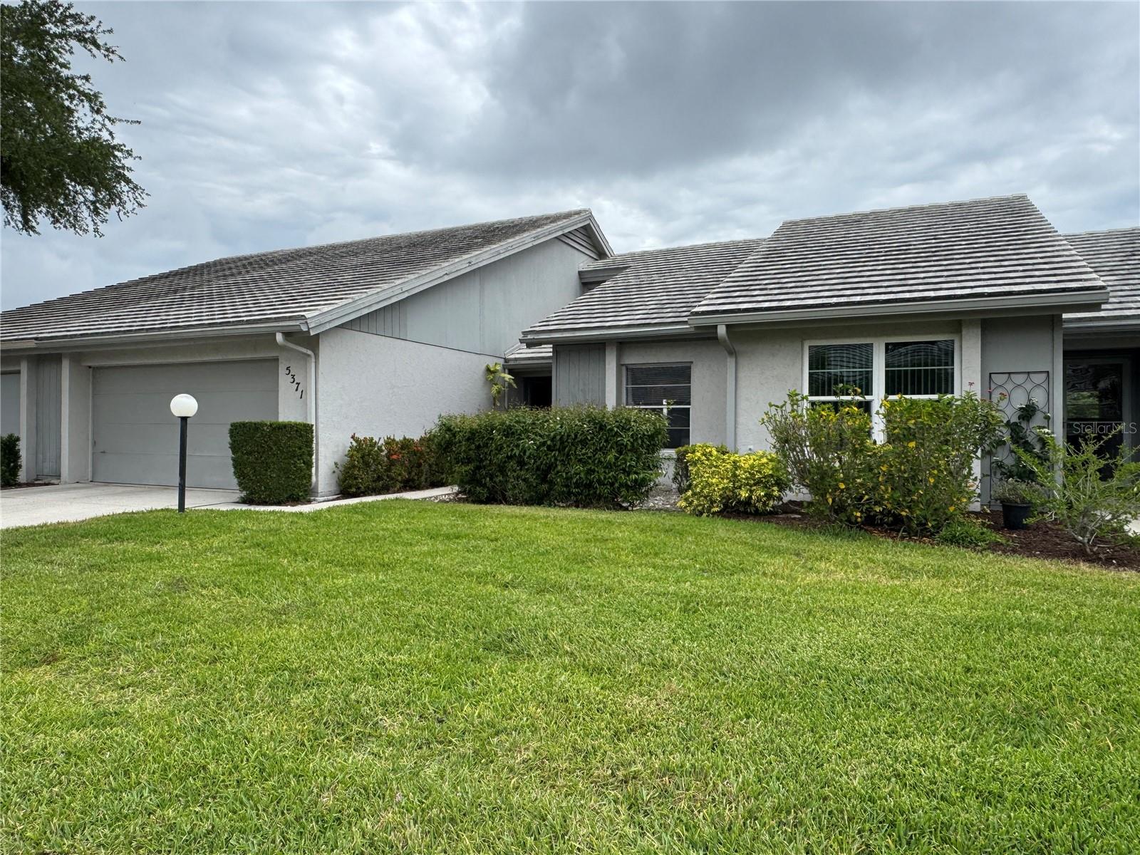 CRESTWOOD VILLAS - Residential