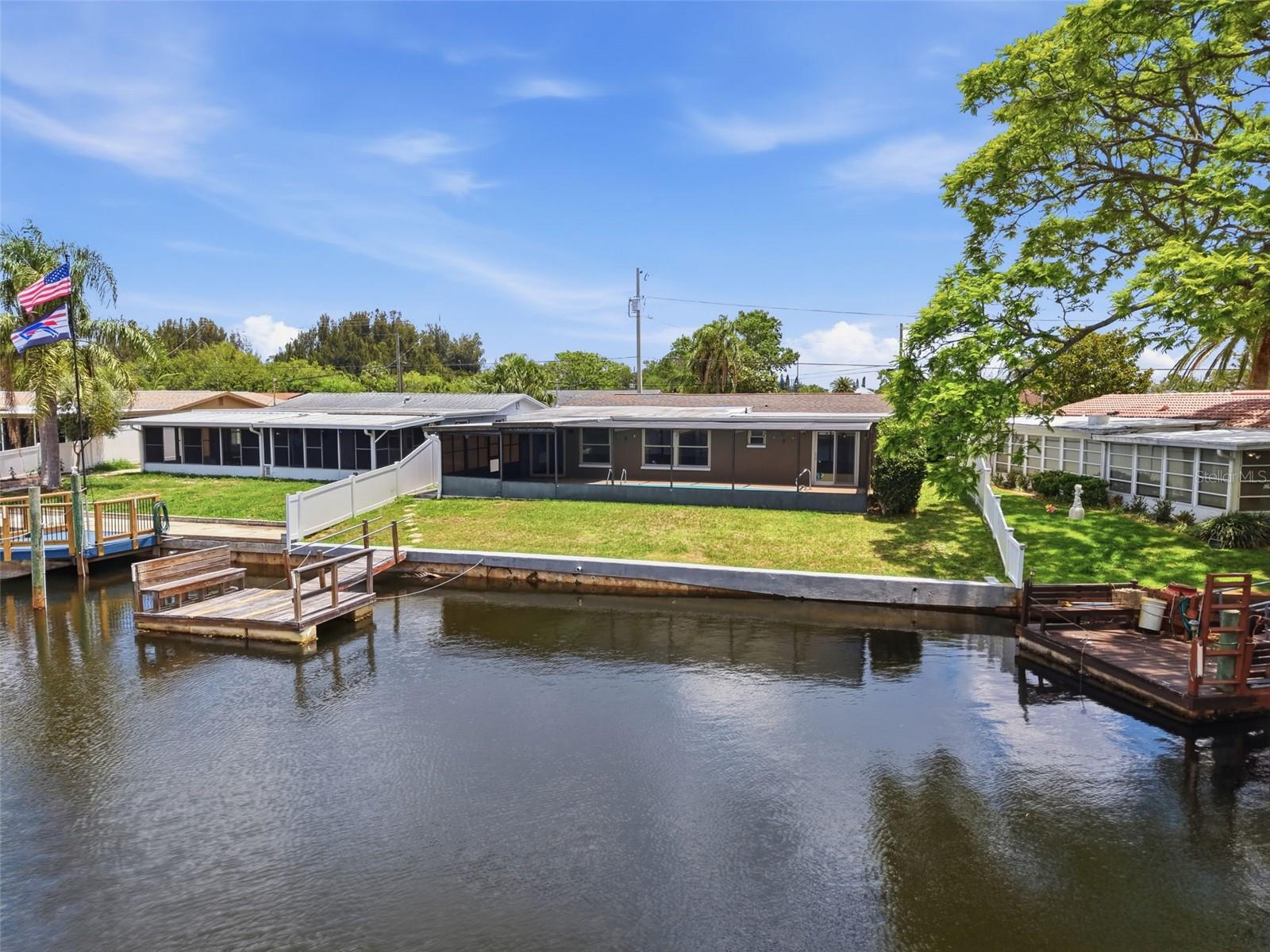 LEISURE BEACH - Residential