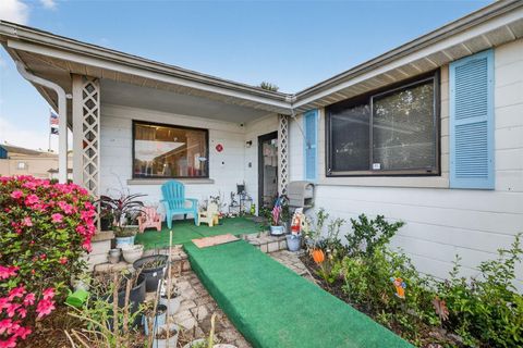 Tiny photo for 4075 N Highway 19a, Mount Dora, FL 32757 (MLS # G5109162)