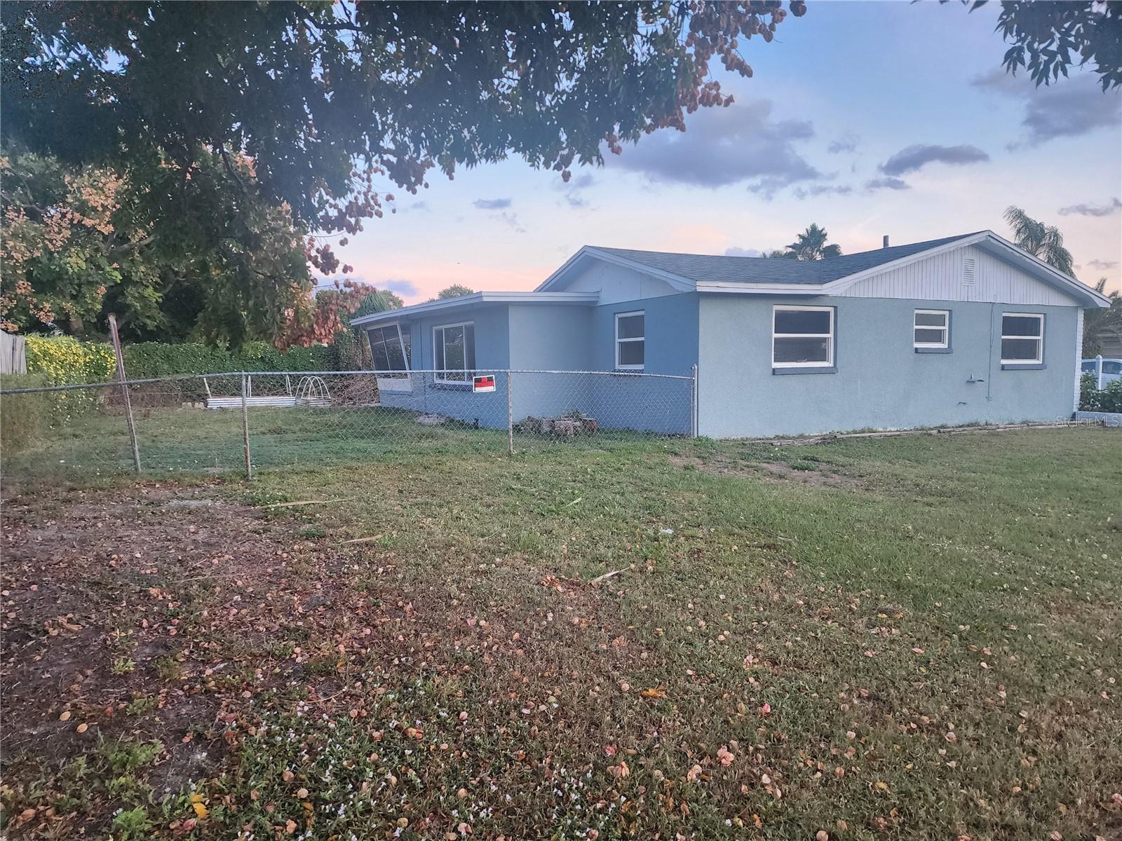 REGENCY PARK - Residential Lease