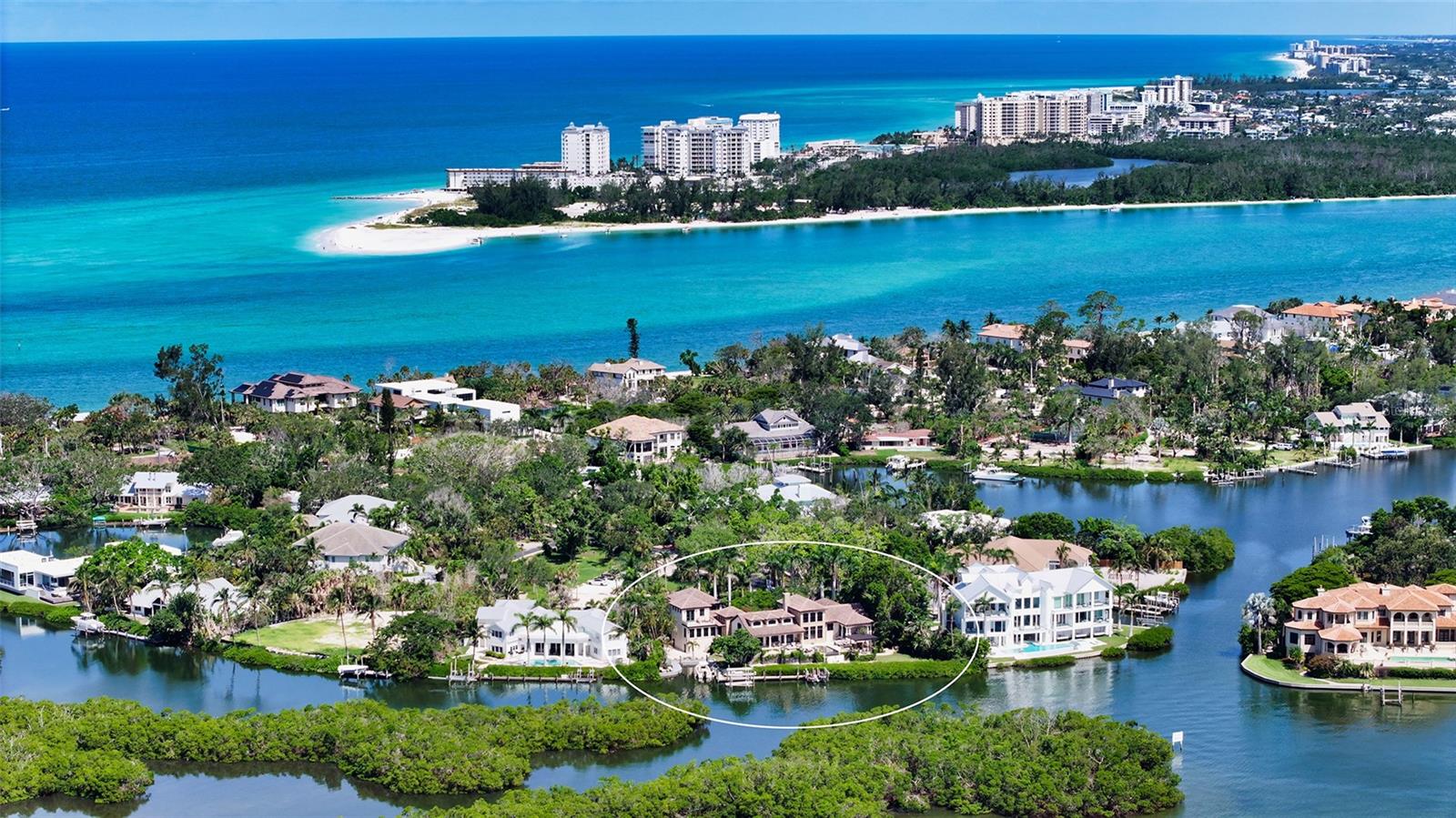 COCOANUT BAYOU - Residential