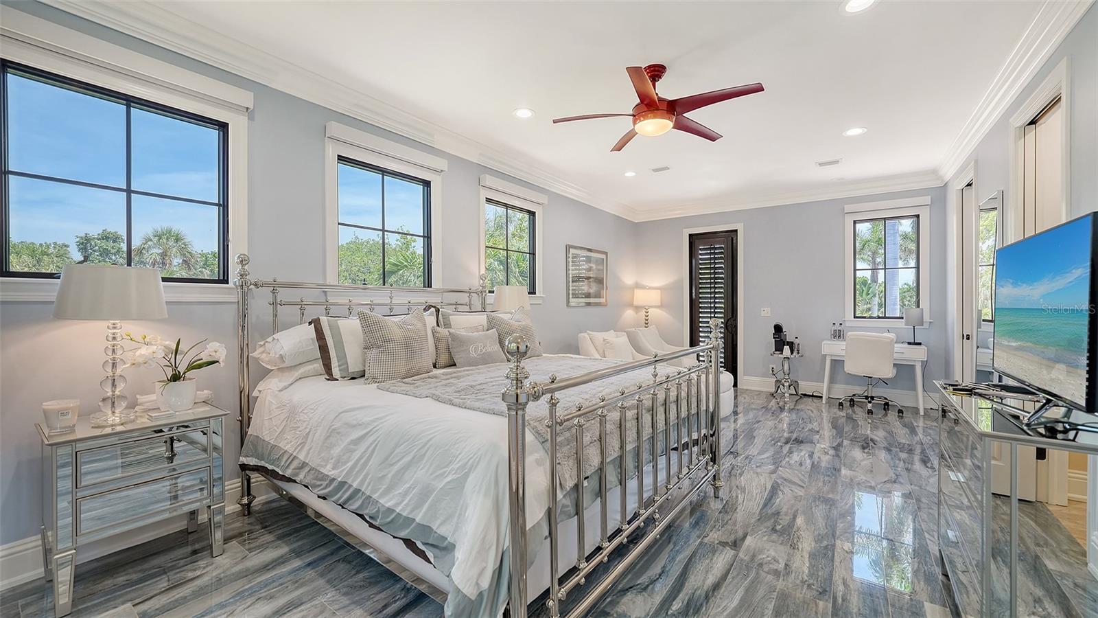 COCOANUT BAYOU - Residential