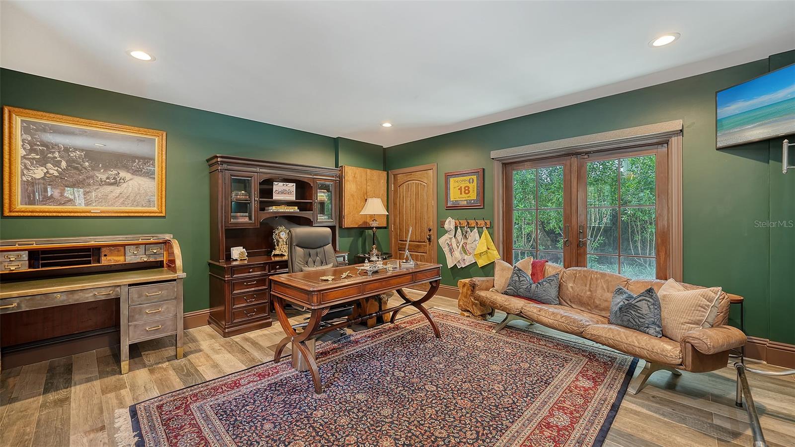 COCOANUT BAYOU - Residential