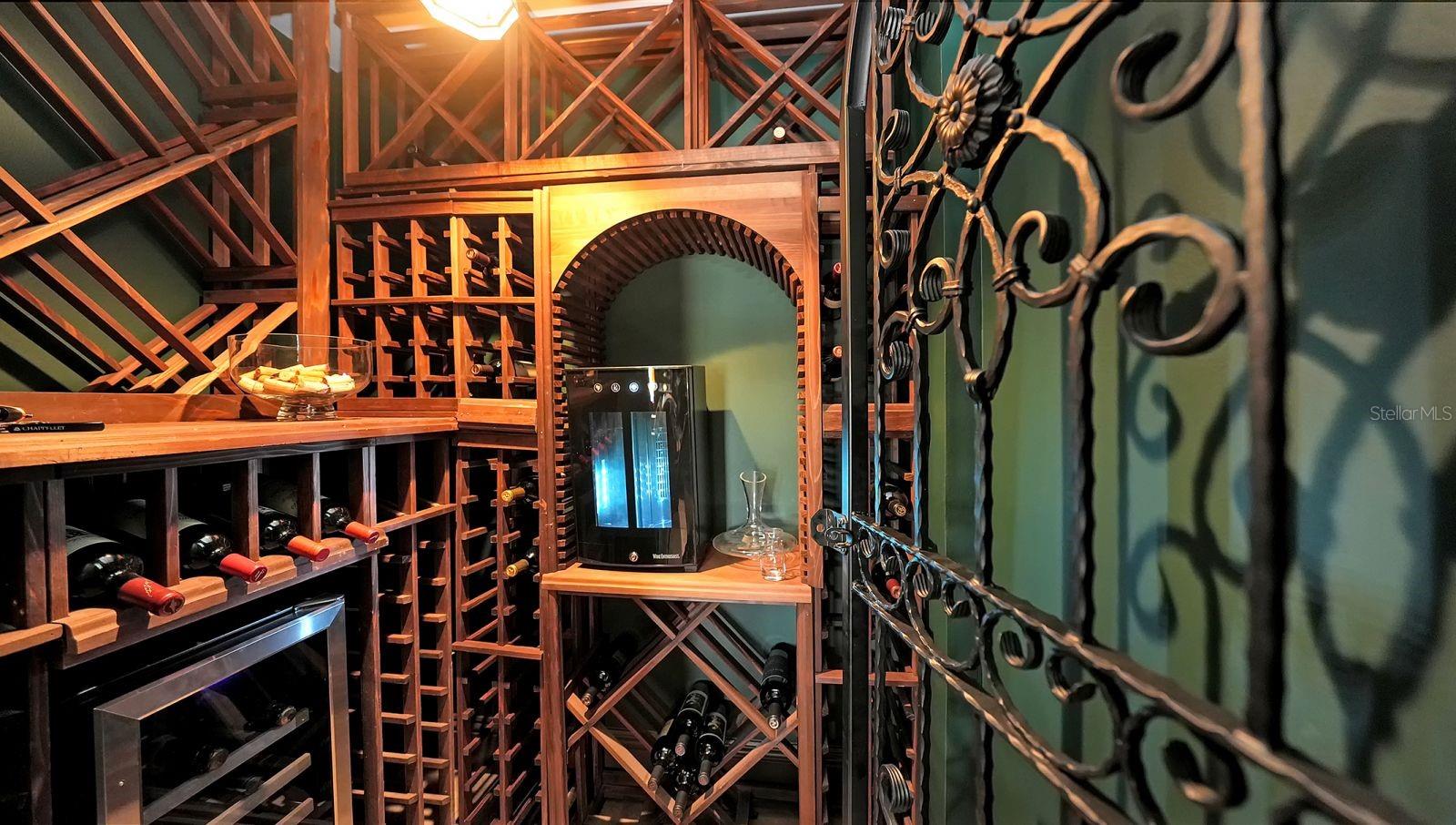 COCOANUT BAYOU - Residential