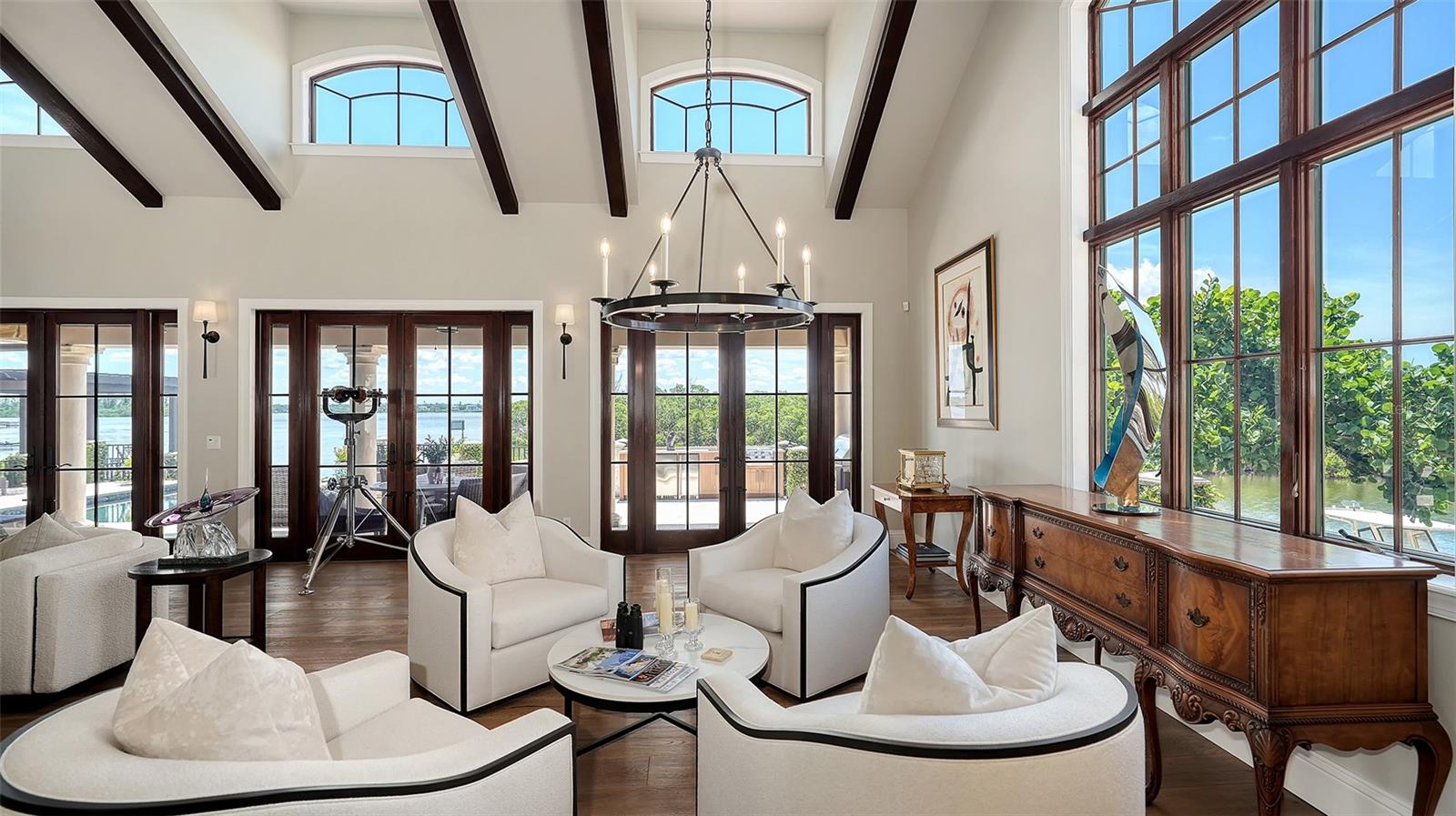 COCOANUT BAYOU - Residential