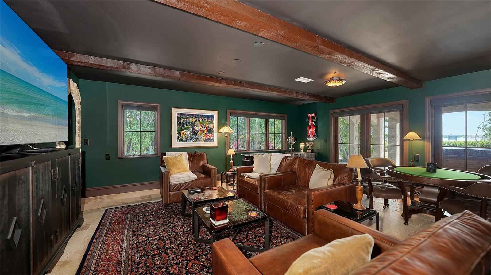 COCOANUT BAYOU - Residential