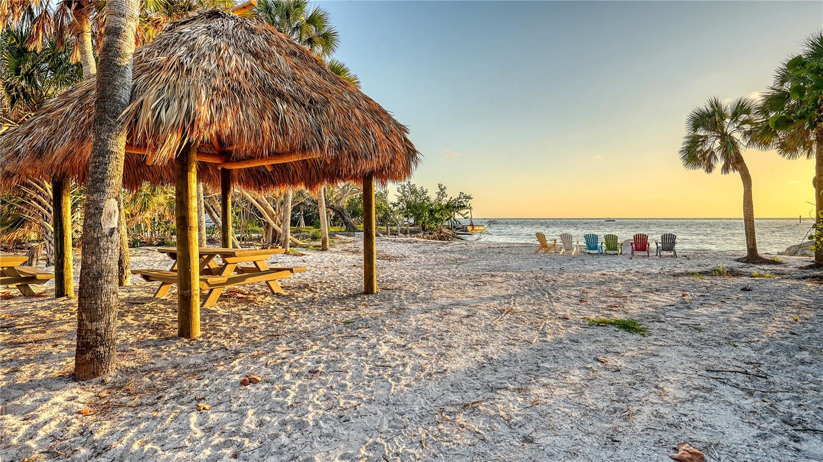 COCOANUT BAYOU - Residential