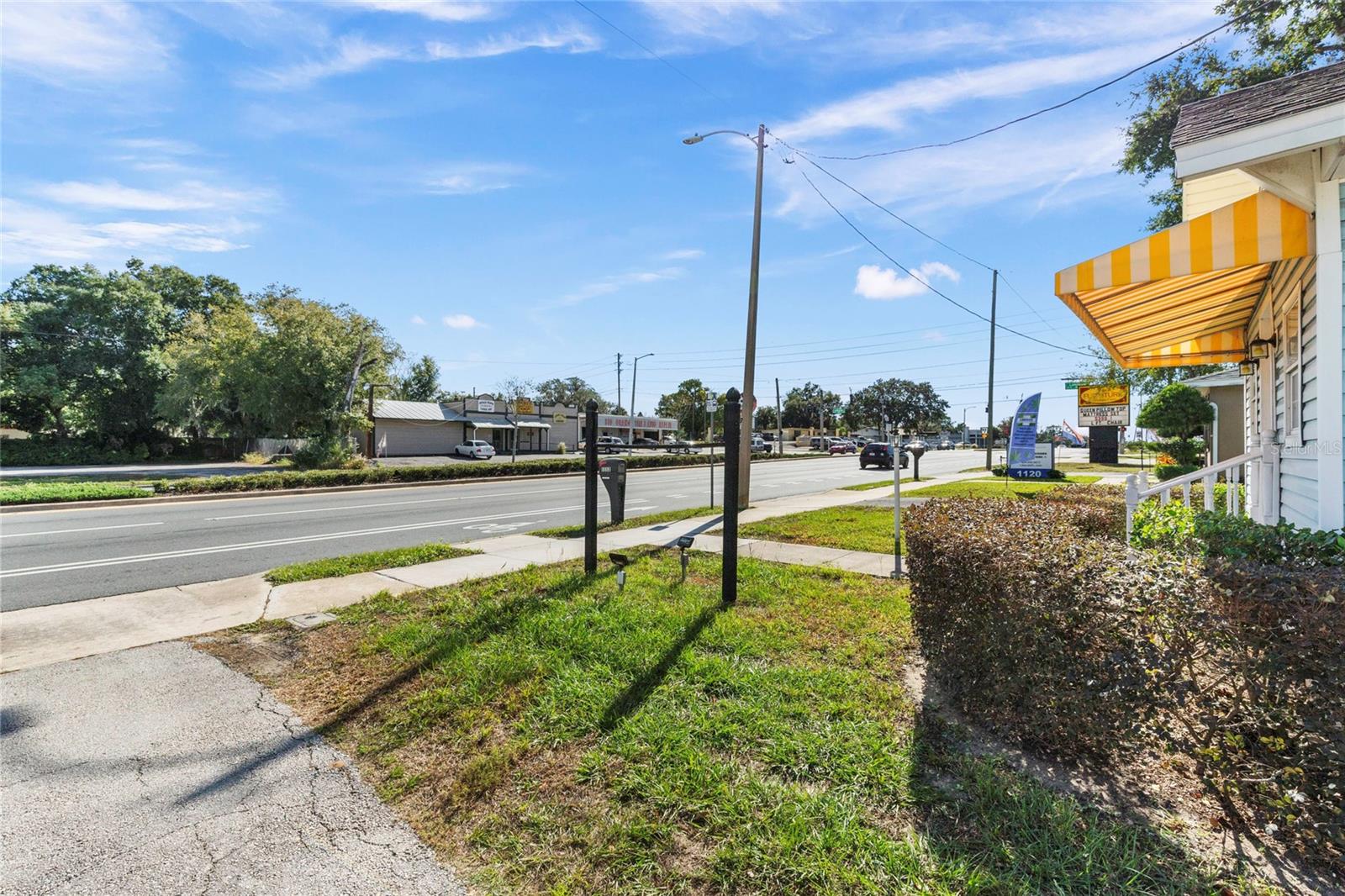 BISHOPS - Commercial Sale