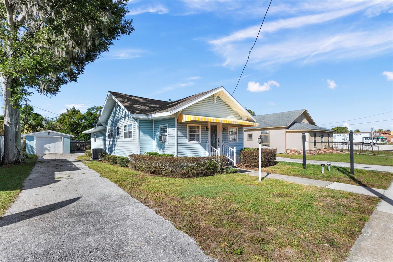 BISHOPS - Commercial Sale