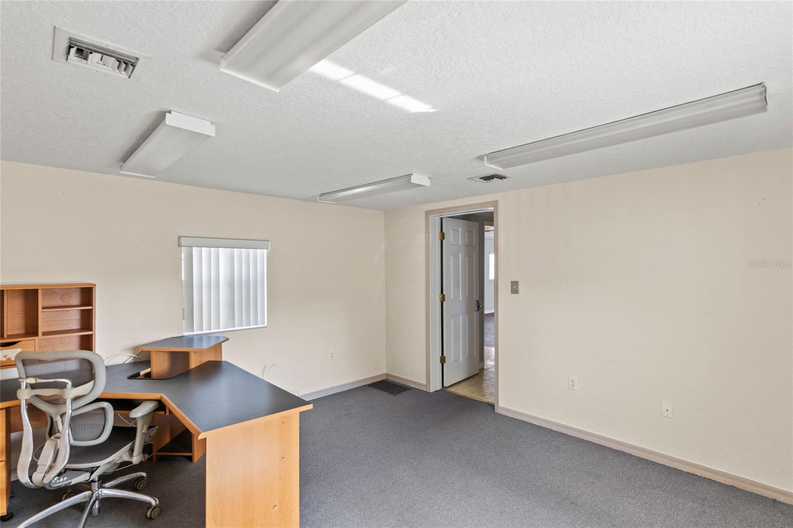 BISHOPS - Commercial Sale