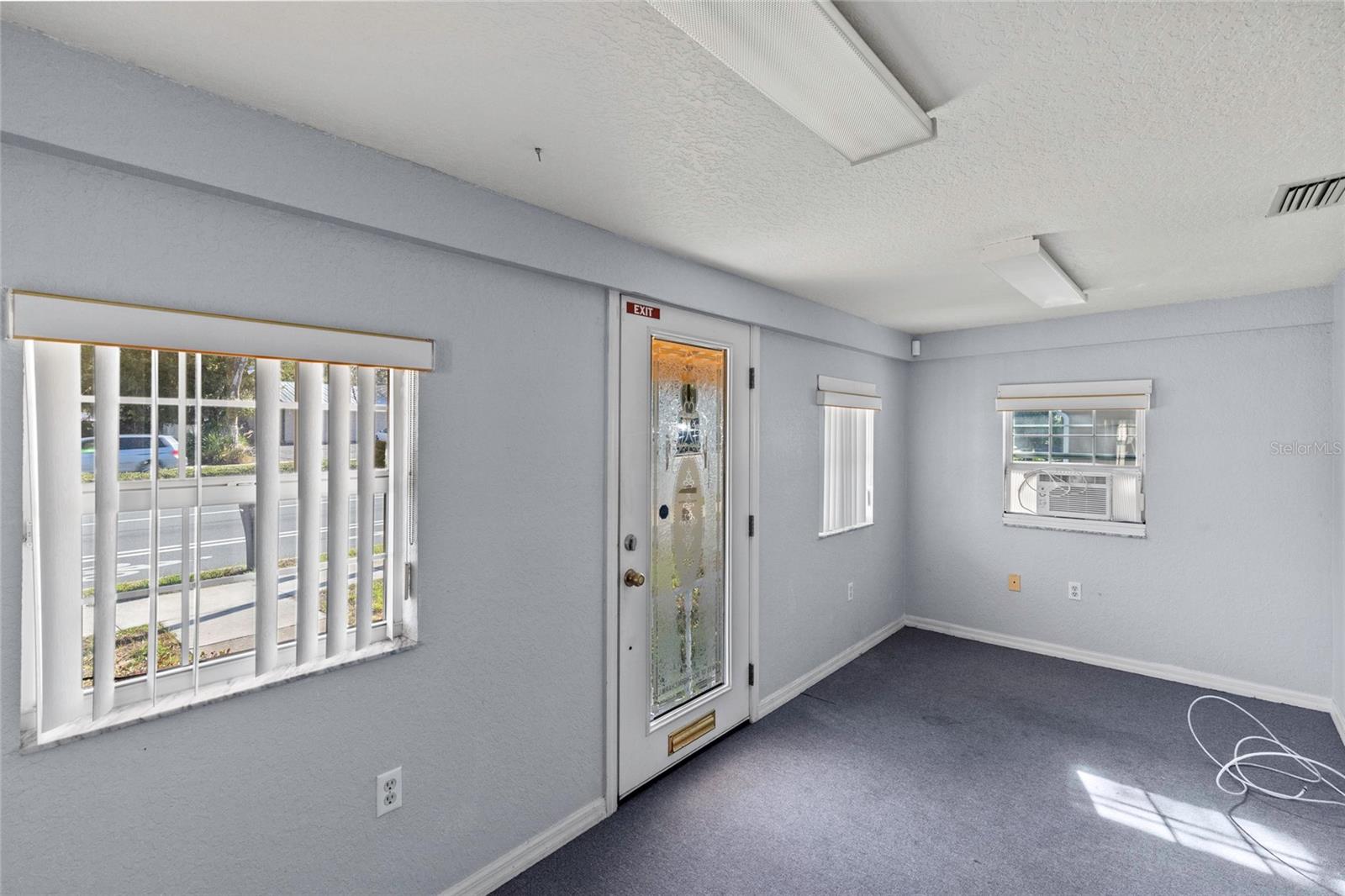 BISHOPS - Commercial Sale