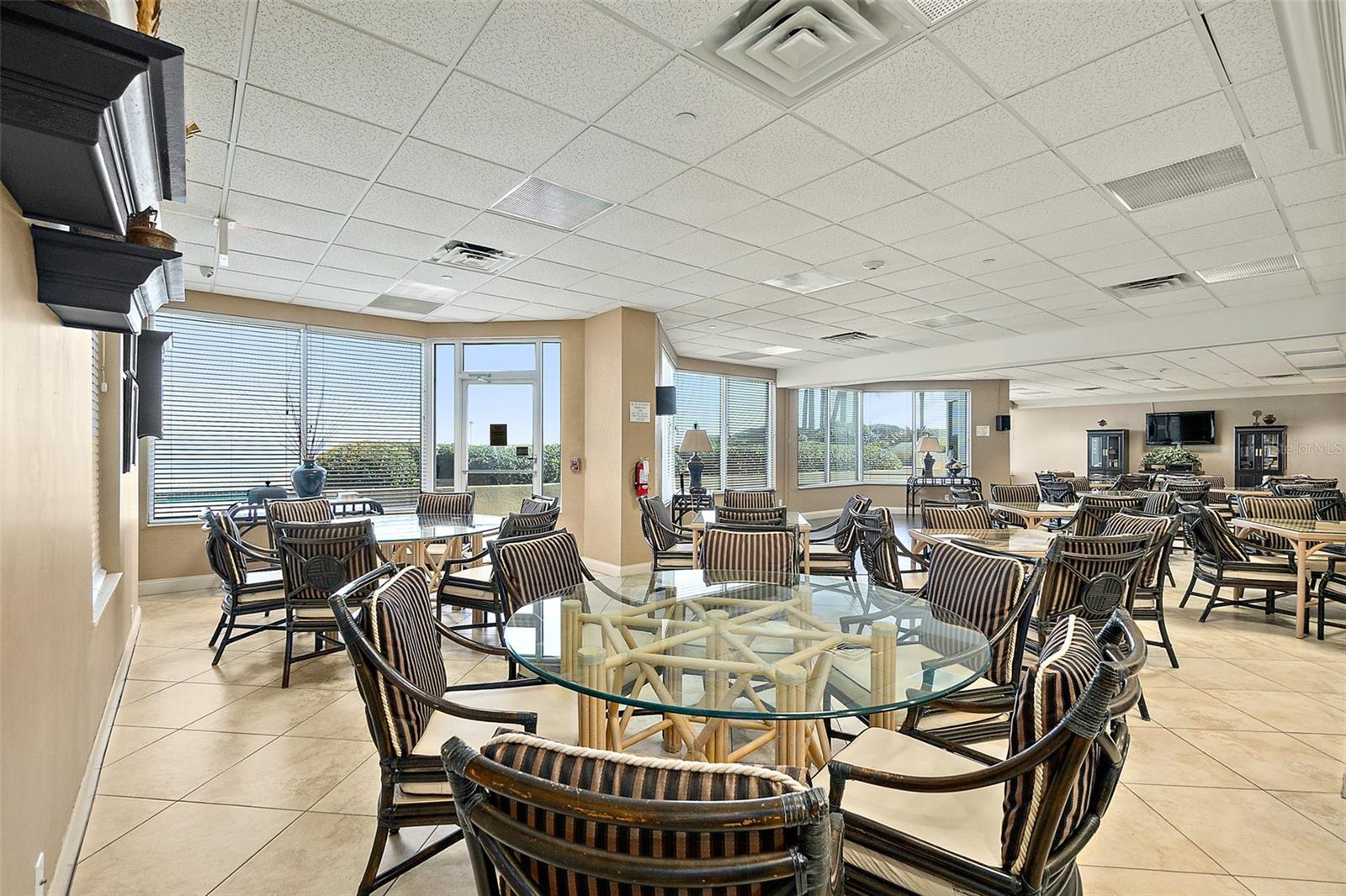 OCEANS 08 - Residential