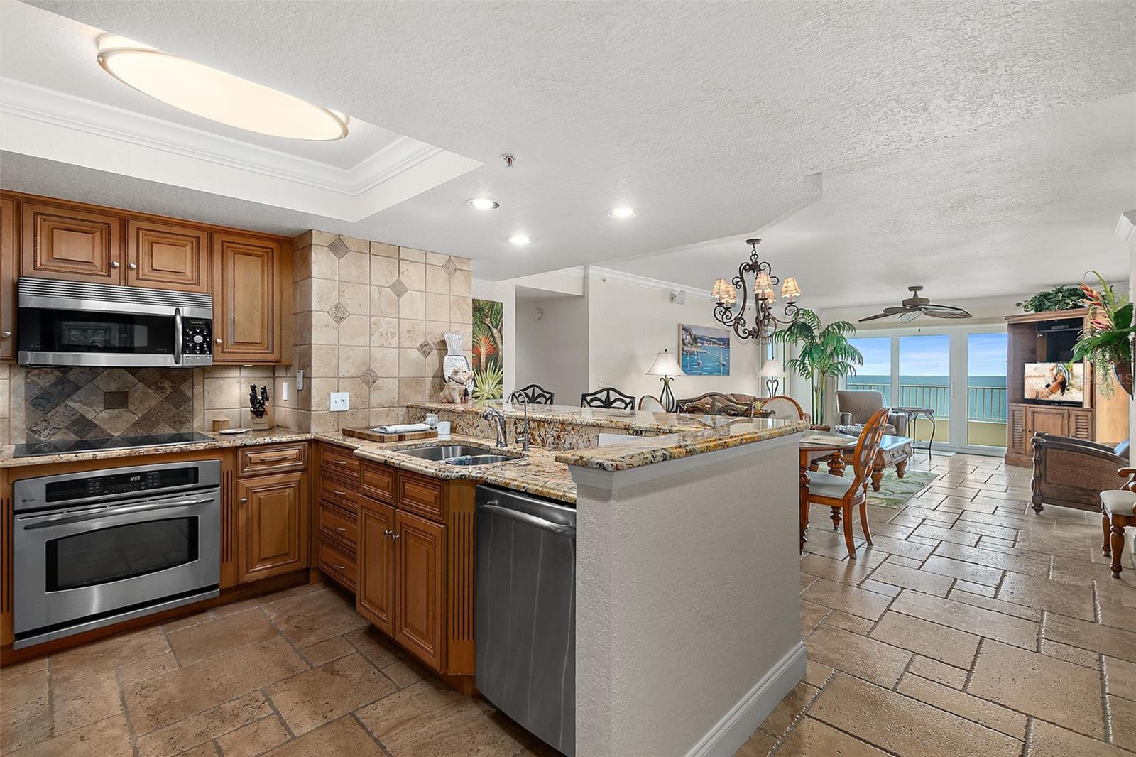 OCEANS 08 - Residential