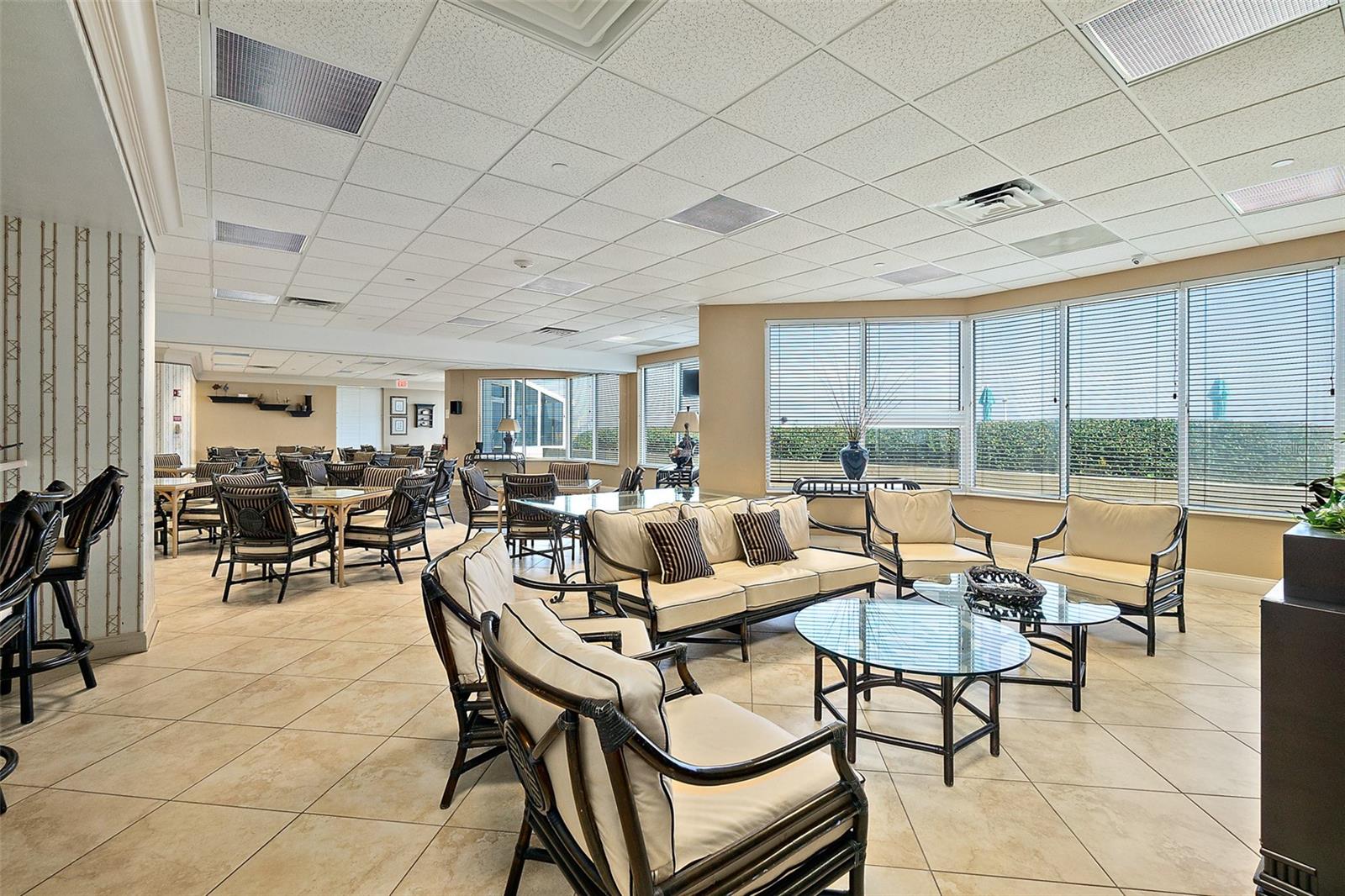 OCEANS 08 - Residential