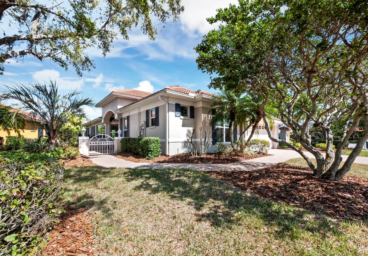 5090 HANGING MOSS LANE