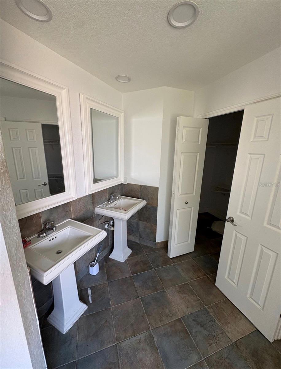 PUNTA GORDA ISLES SEC 18 - Residential