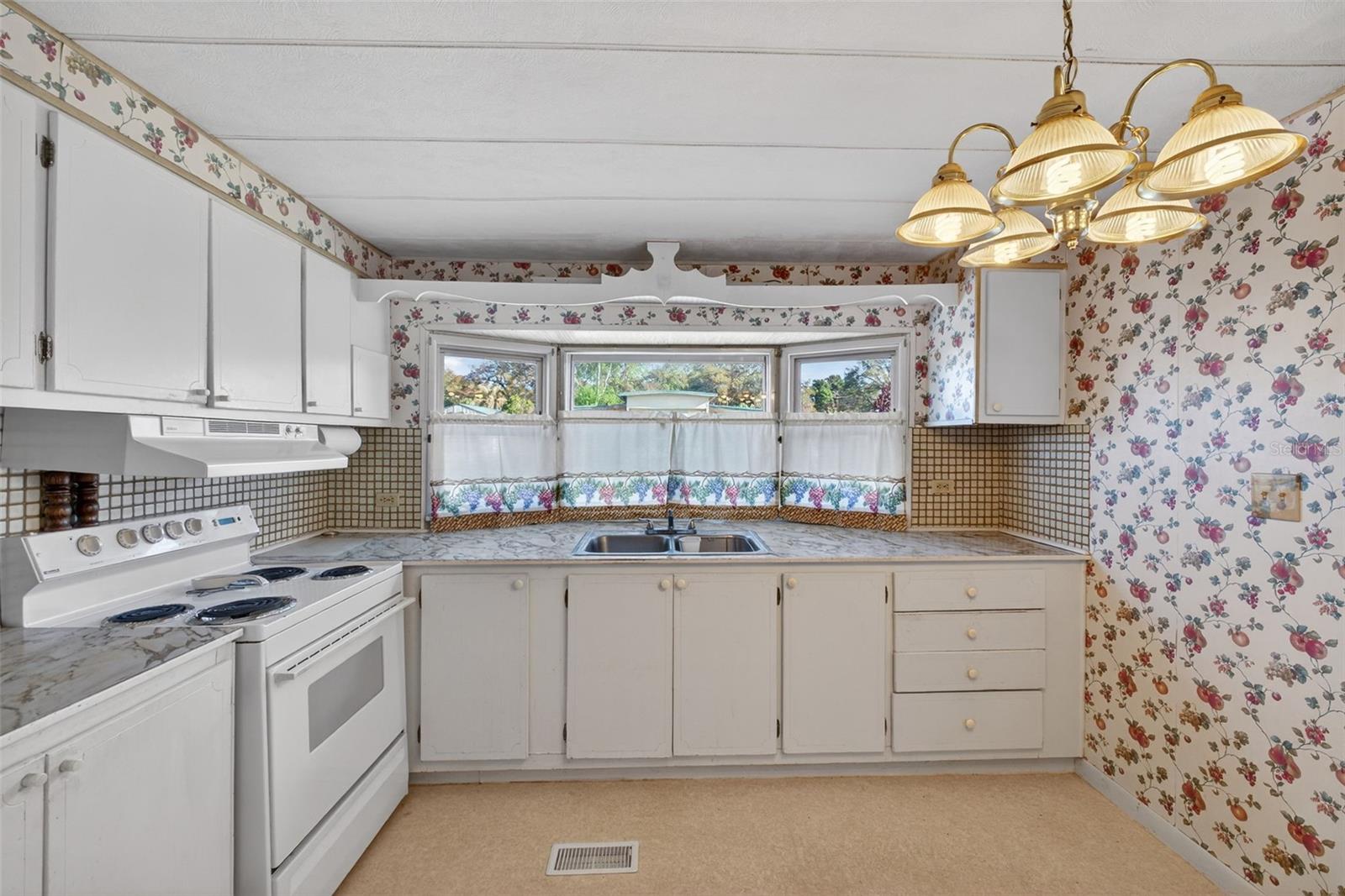 KEMPLE ESTATES - Residential