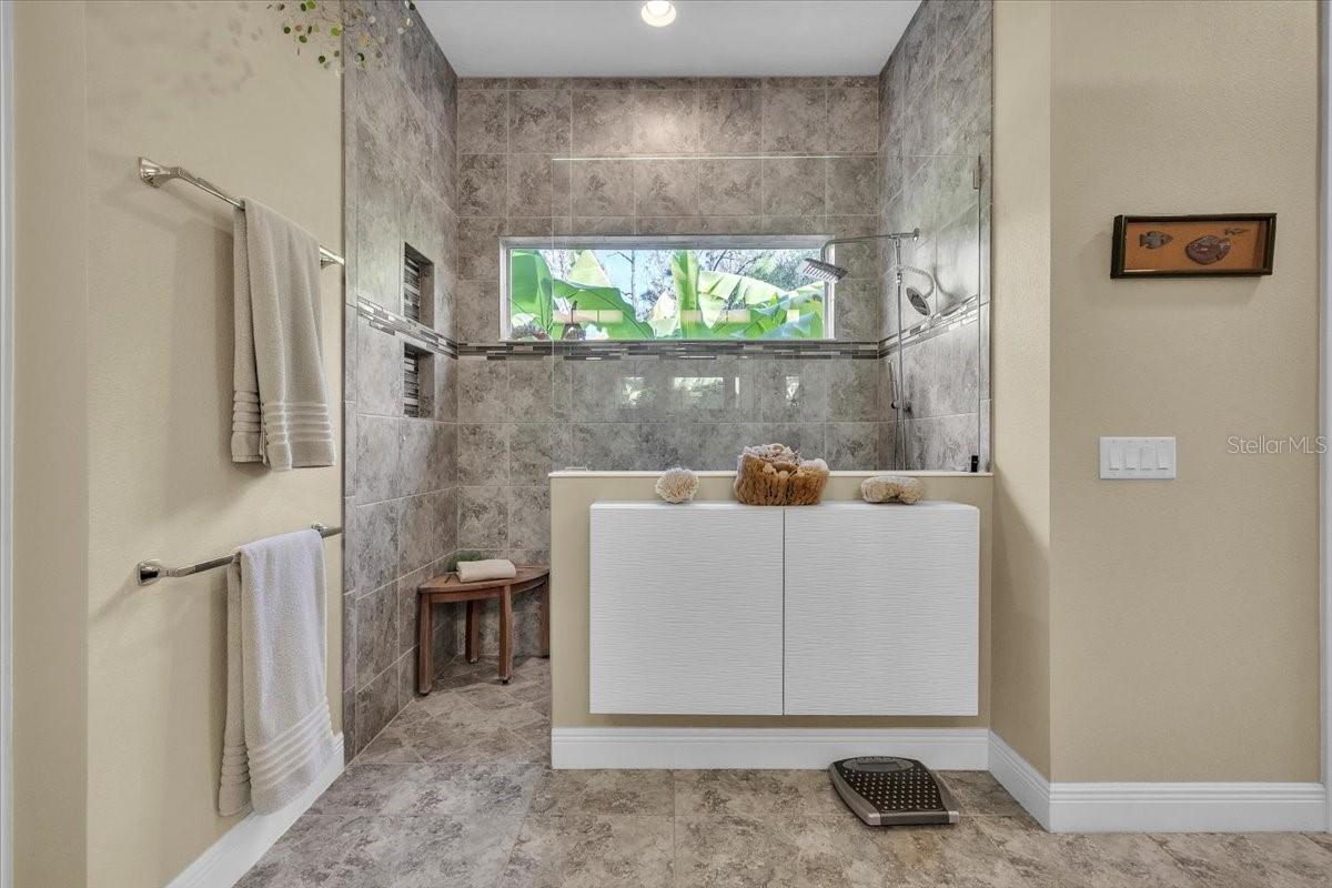 TWIN RIVERS PH IV - Residential