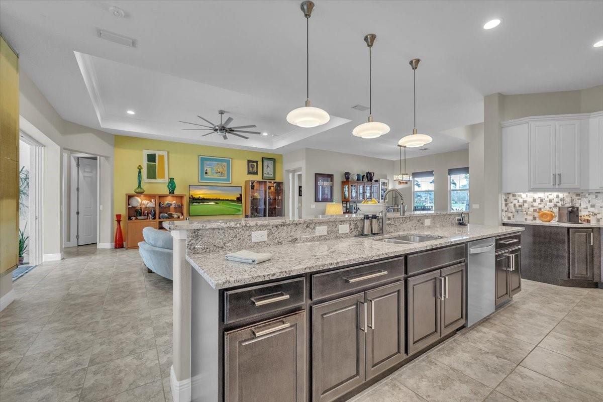 TWIN RIVERS PH IV - Residential