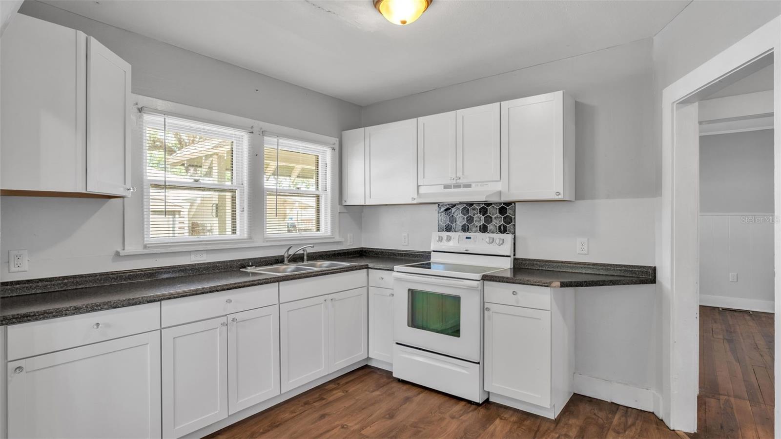 BARTOW DEV CO SUB - Residential