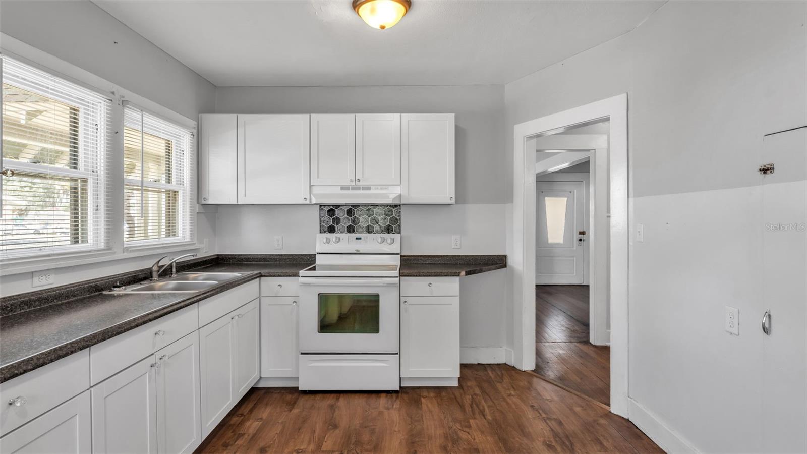 BARTOW DEV CO SUB - Residential