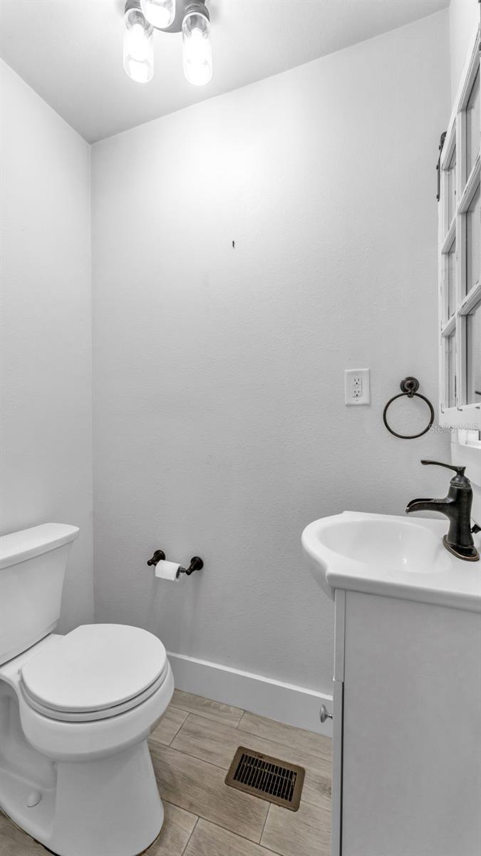 BARTOW DEV CO SUB - Residential