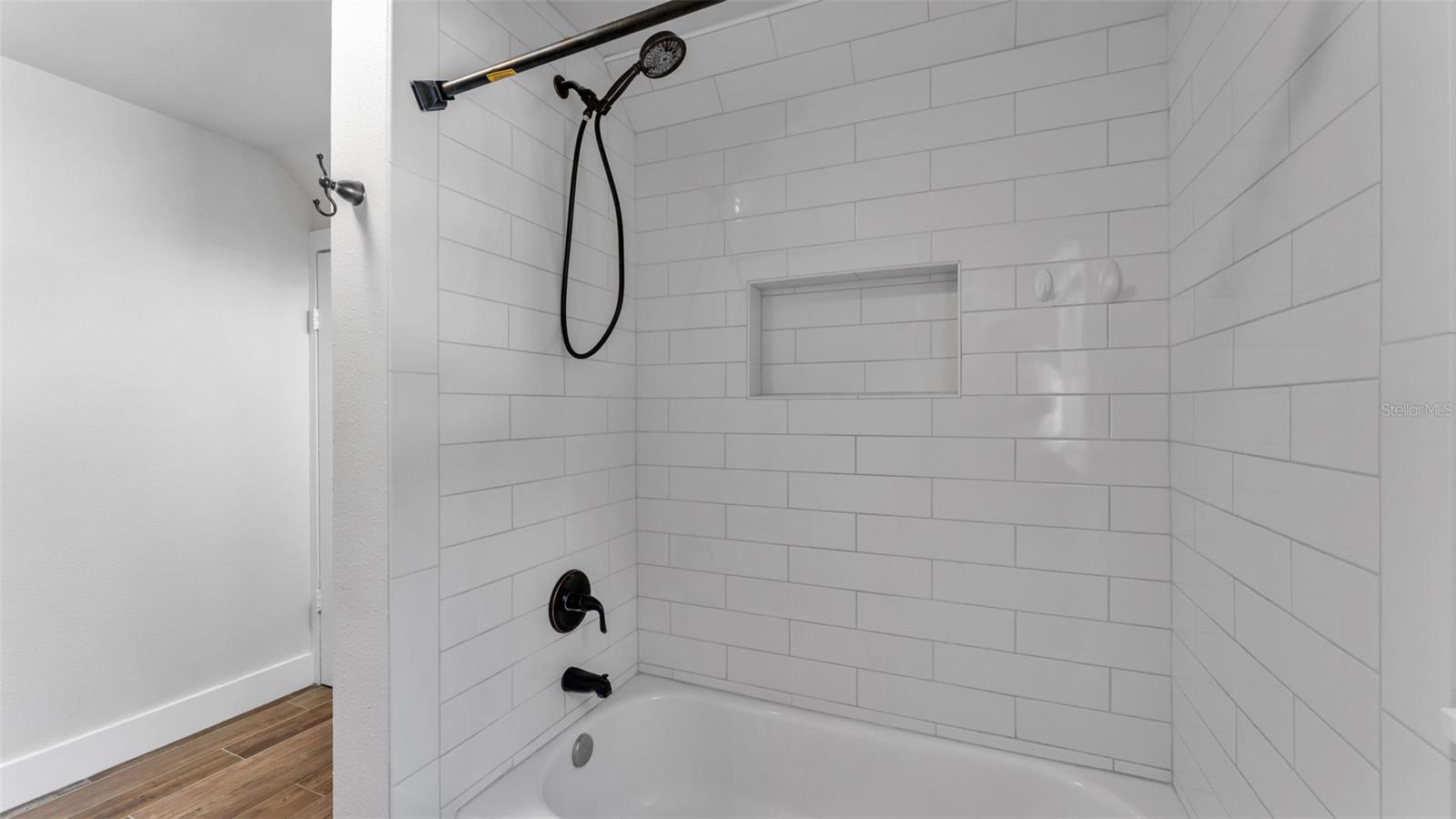 BARTOW DEV CO SUB - Residential