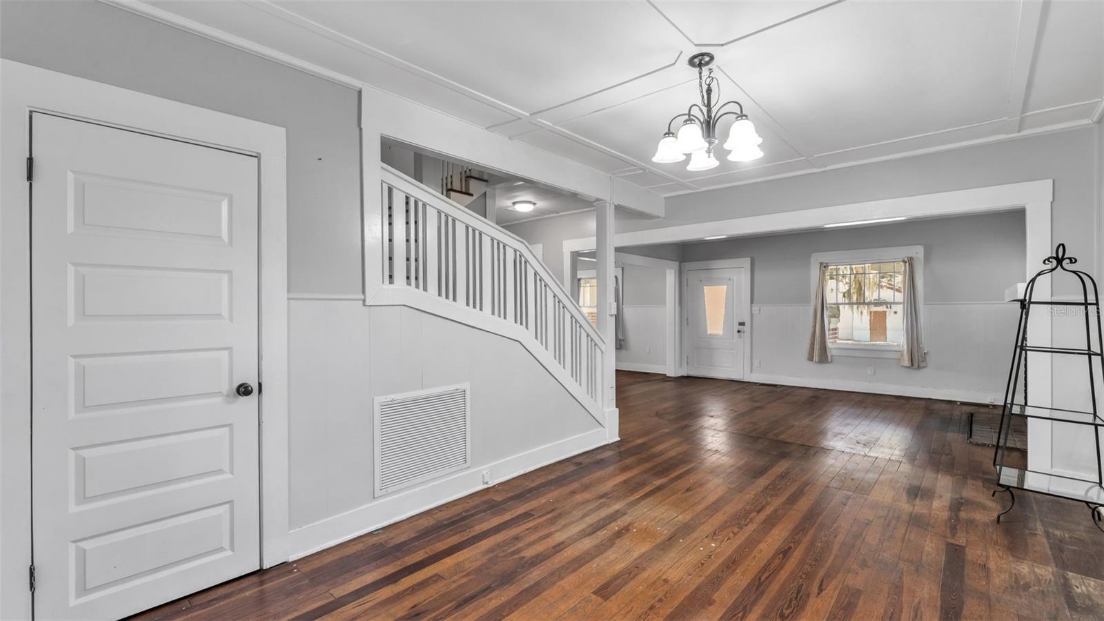 BARTOW DEV CO SUB - Residential