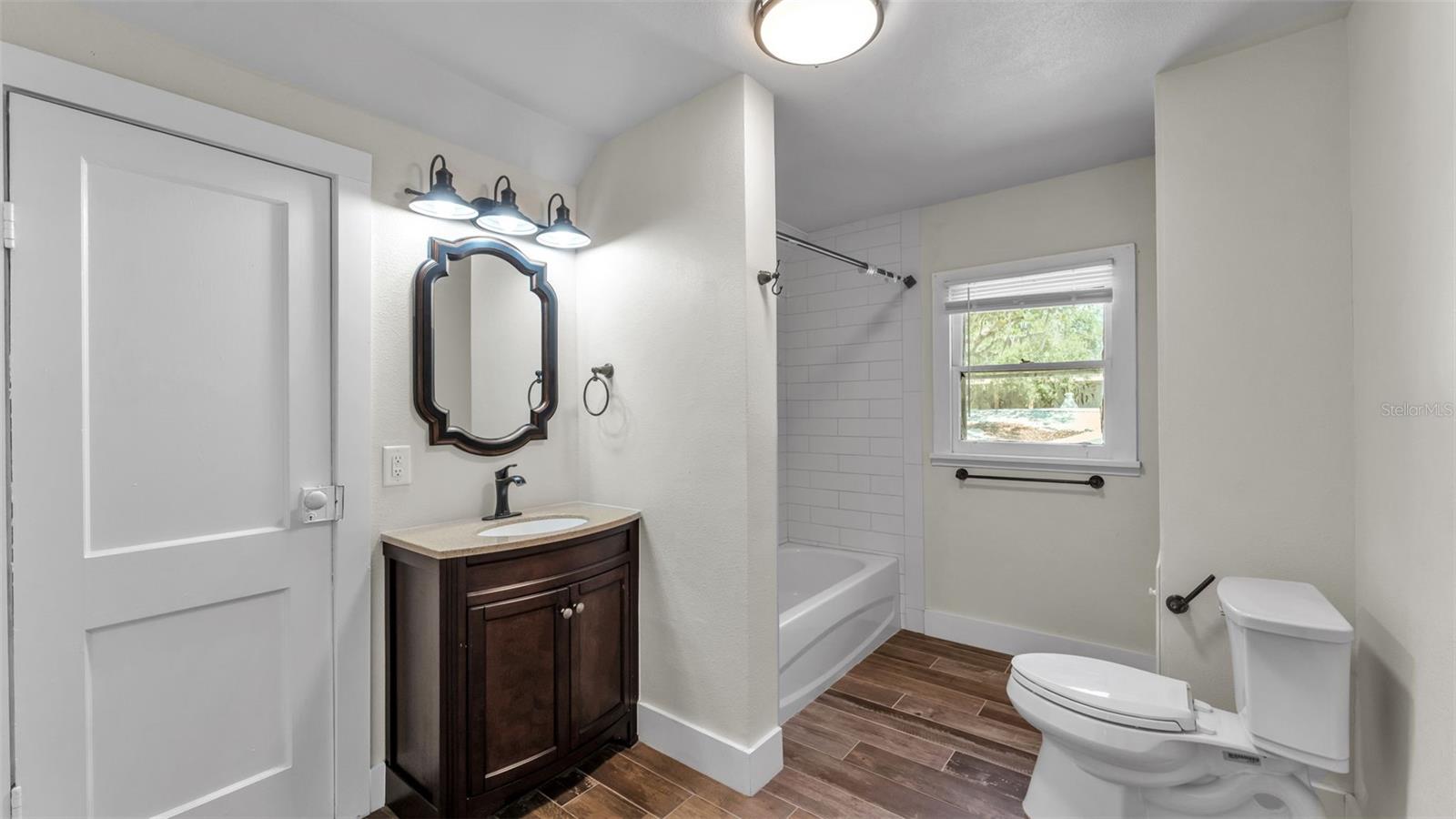 BARTOW DEV CO SUB - Residential