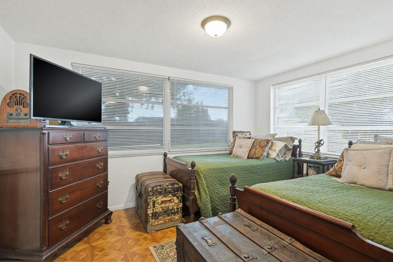HOLIDAY LAKE ESTATES - Residential