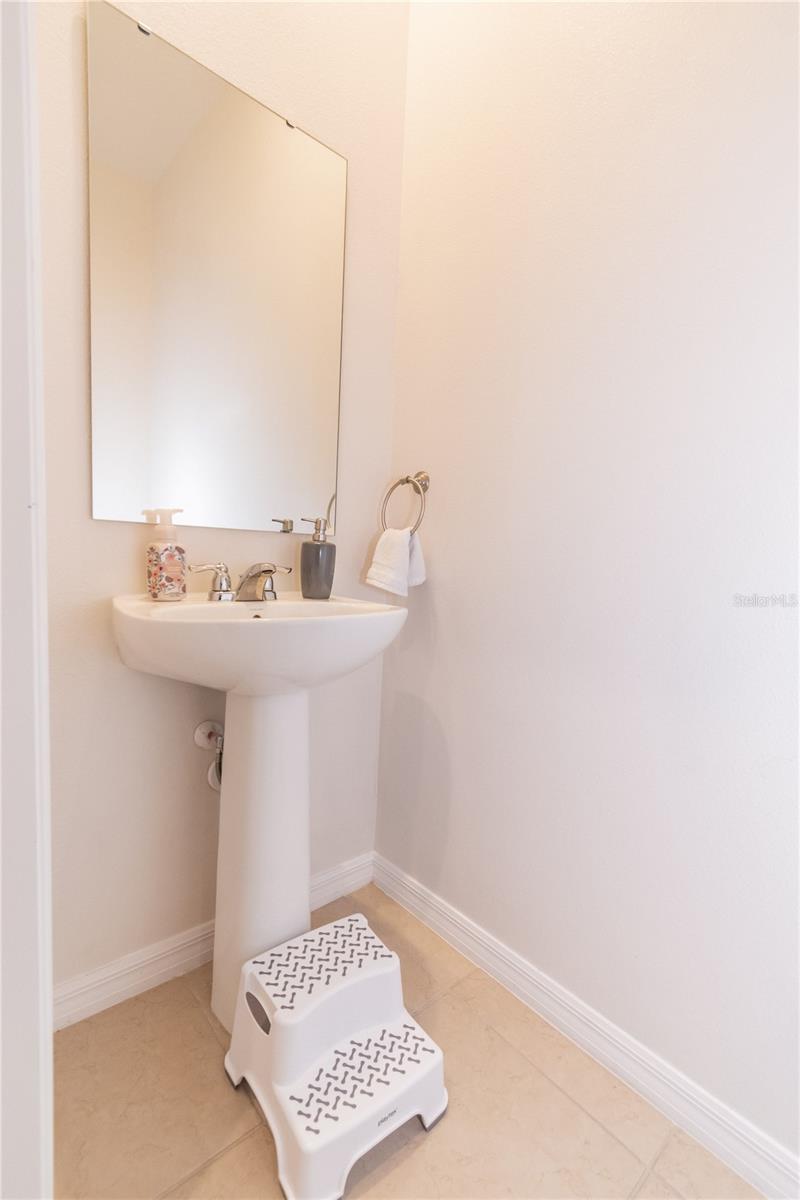 TAPESTRY PH 5 - Residential Lease