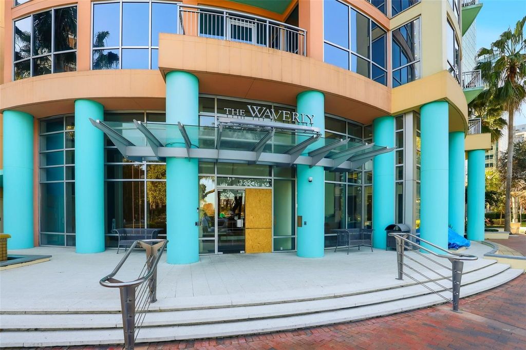 Photo of 322 E Central Boulevard #1109, Orlando, FL 32801 (MLS # O6380398)