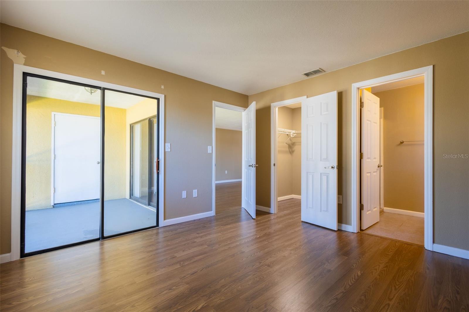 BELLA VISTA ON LAKE SEMINOLE - Residential