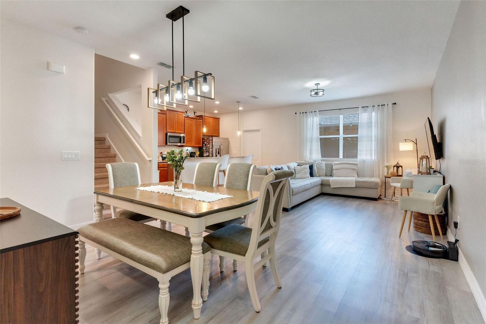 SIGNATURE LAKES PH 3B-6 - Residential