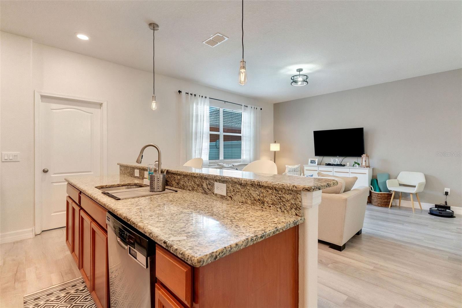 SIGNATURE LAKES PH 3B-6 - Residential