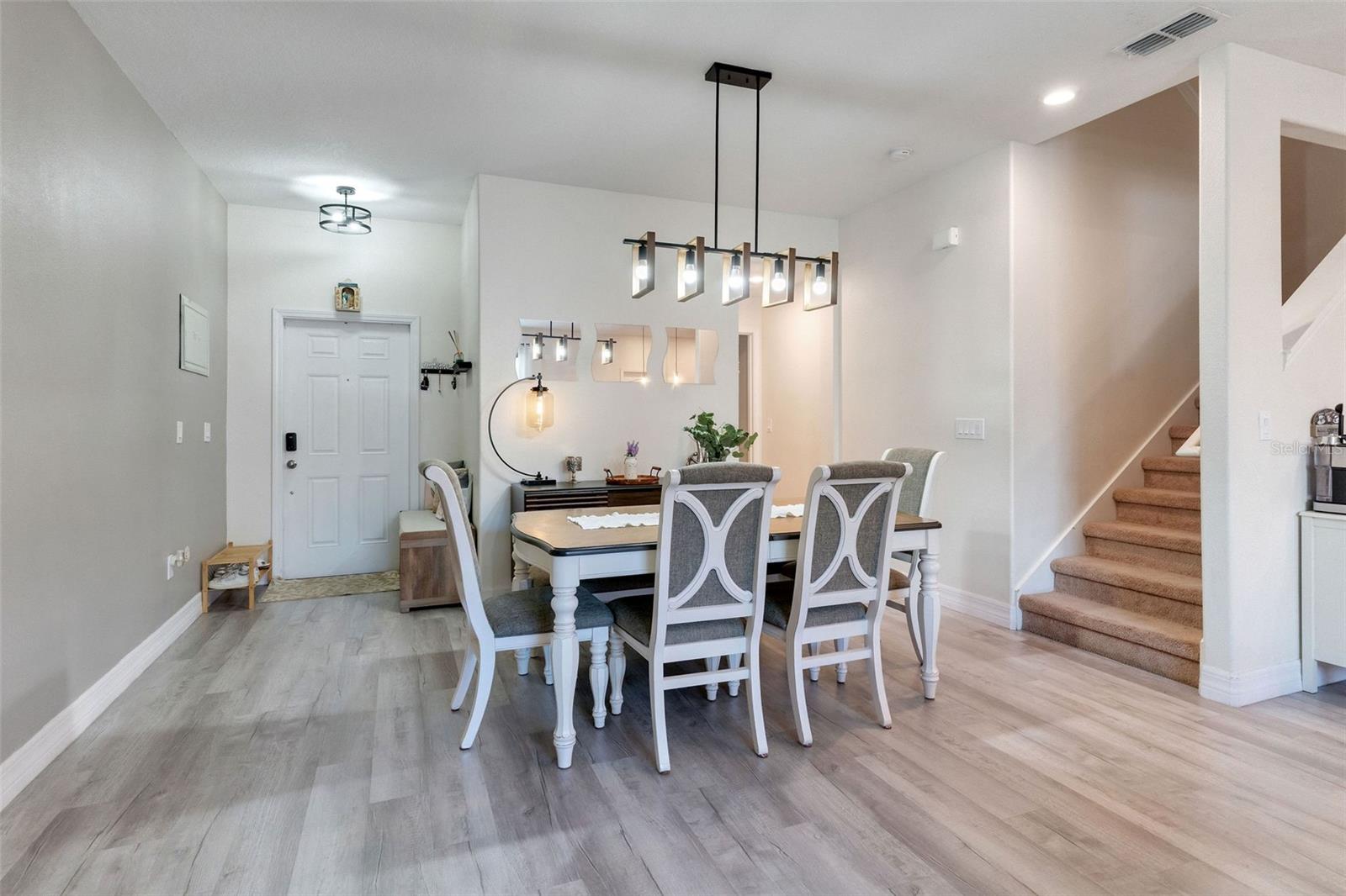 SIGNATURE LAKES PH 3B-6 - Residential