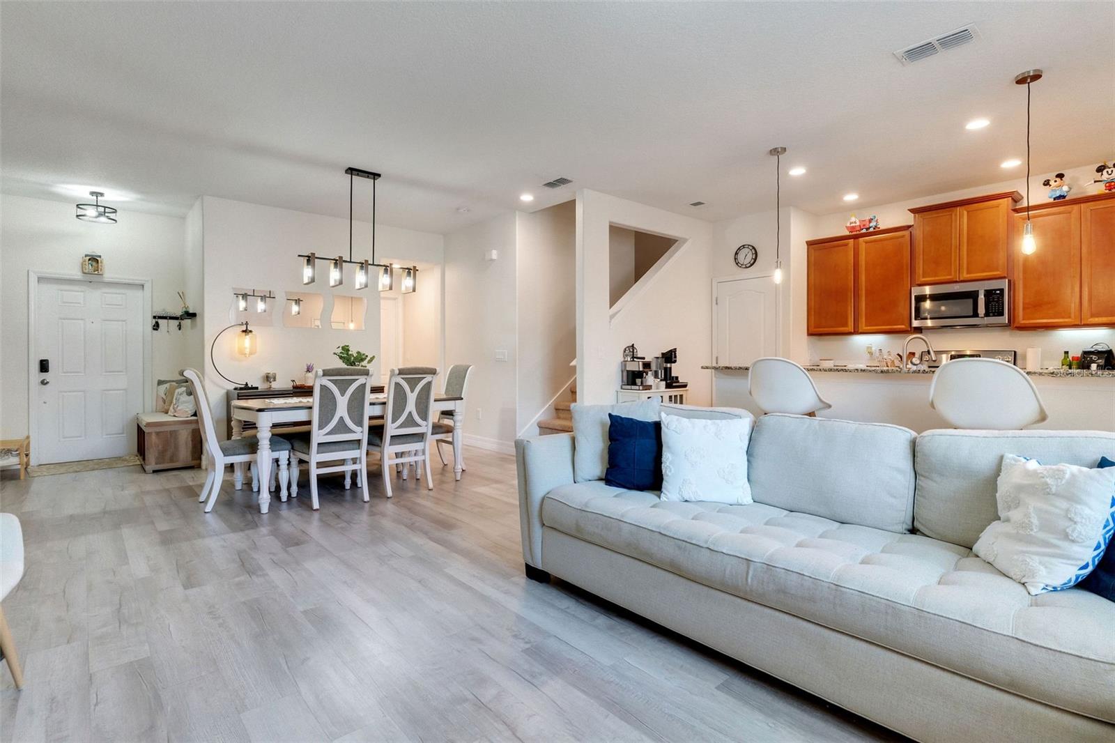 SIGNATURE LAKES PH 3B-6 - Residential