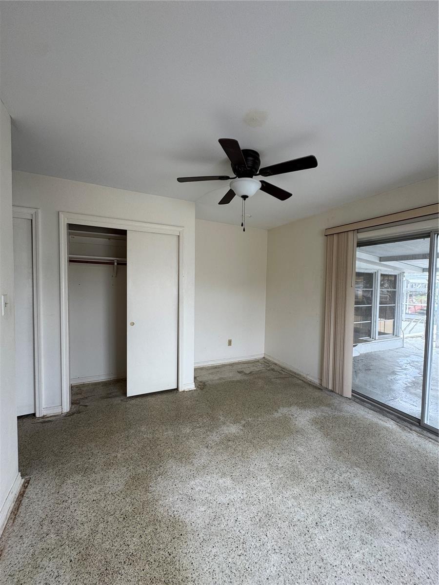 LAKE CREST MANOR - Residential