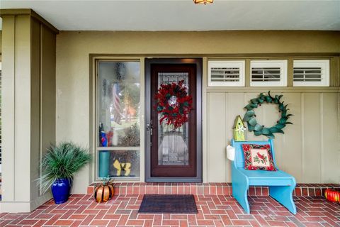 A home in OLDSMAR