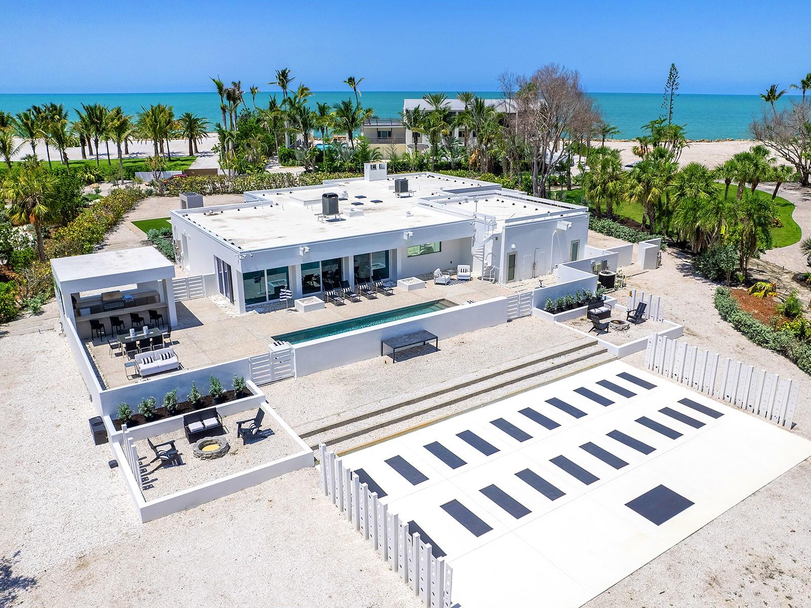 SANDERLING CLUB - Residential